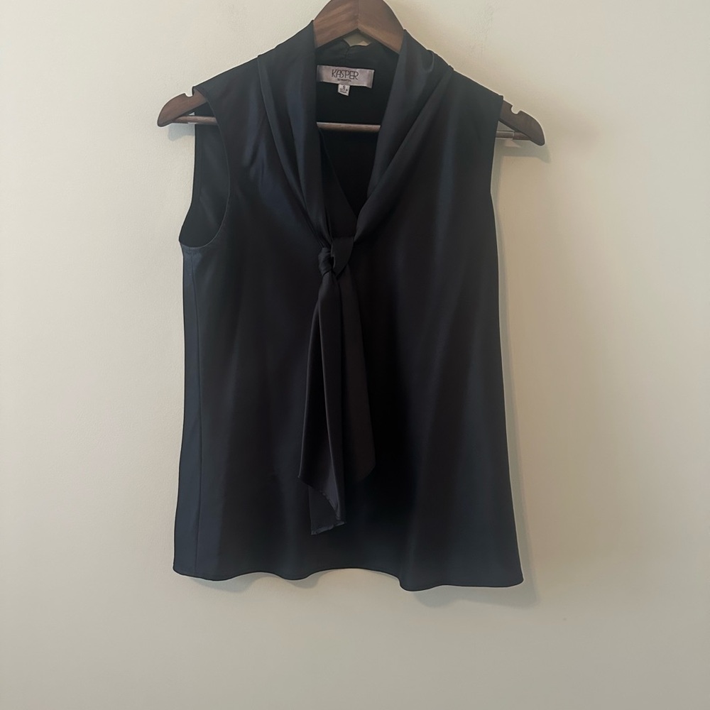 Kasper Black Sleeveless Top with Tie